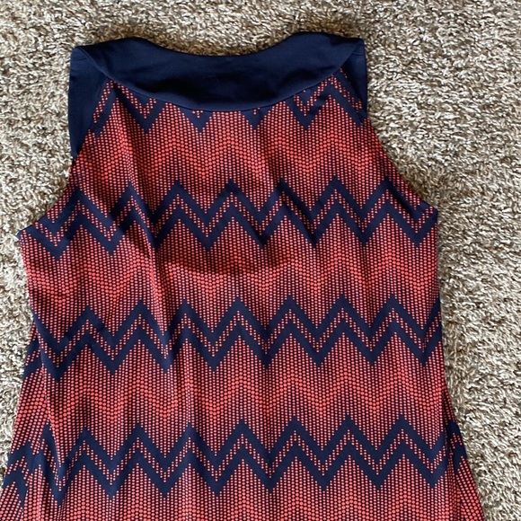 En Focus Petite Sleeveless Shift Dress Red & Navy Blue Zigzag Chevron, Women 4P - Picture 10 of 12